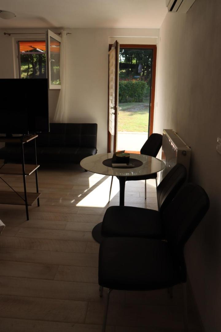 Apartments Matelici Divšići Zewnętrze zdjęcie